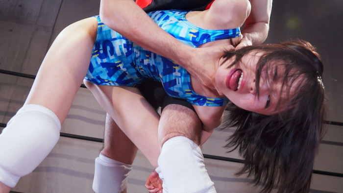 まゆのゆま&山岡りりな 色白正統派美少女が失神ミックスプロレス!